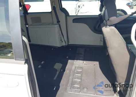 2012 Dodge Grand Caravan Sxt from USA, damaged, VIN 2C4RDGCG0CR284575